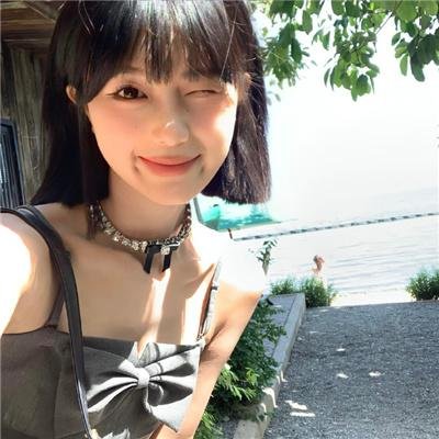 女人是英雄